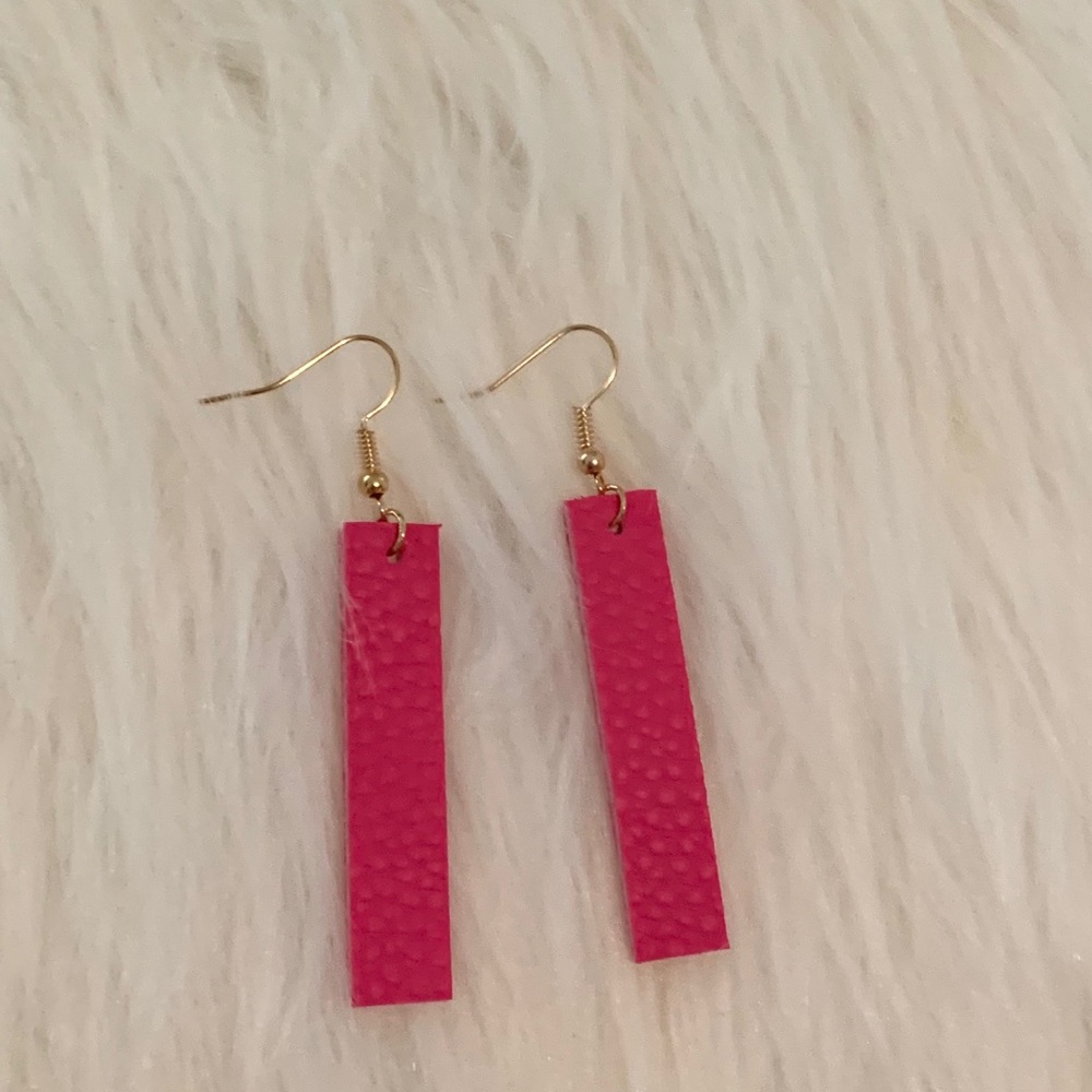 NWT Hot Pink Faux Leather Bar Earrings